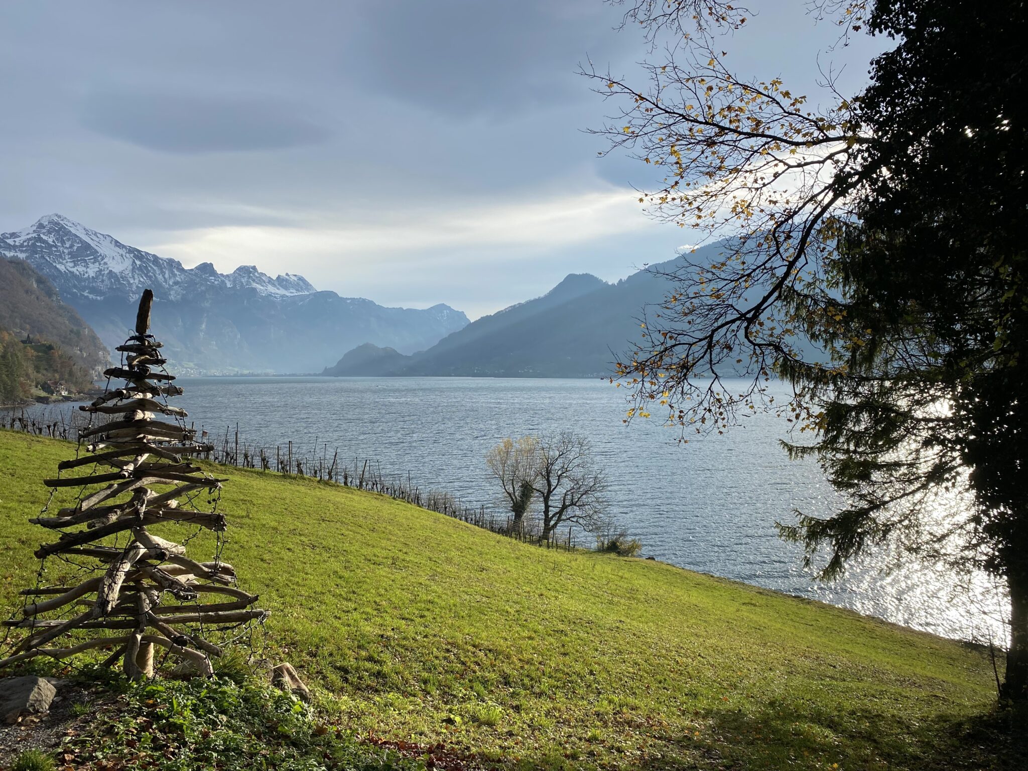 Quinten AuWeesen Wandern mit Freunden